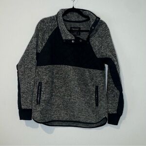 Abercrombie & Fitch Women’s Quilted Pullover Gray Black Snap Neck sz M
